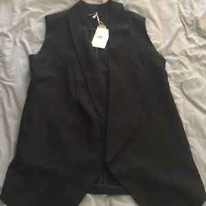 Love culture vest